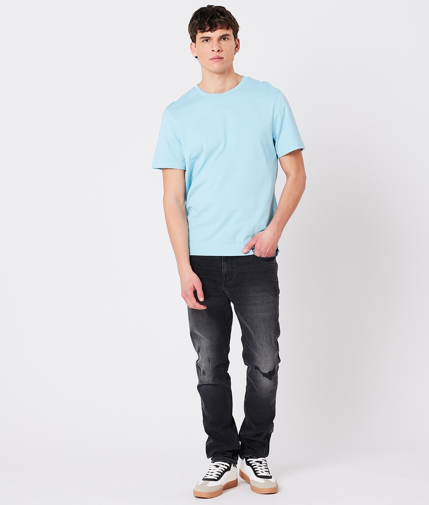 11O048-O17X218-4.jpg